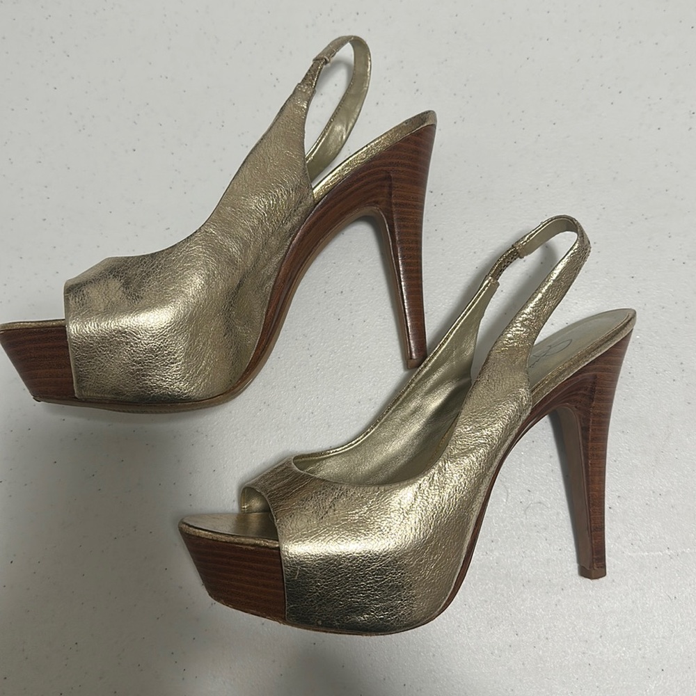 Jessica Simpson Gold Platform Heels - Size 7.5